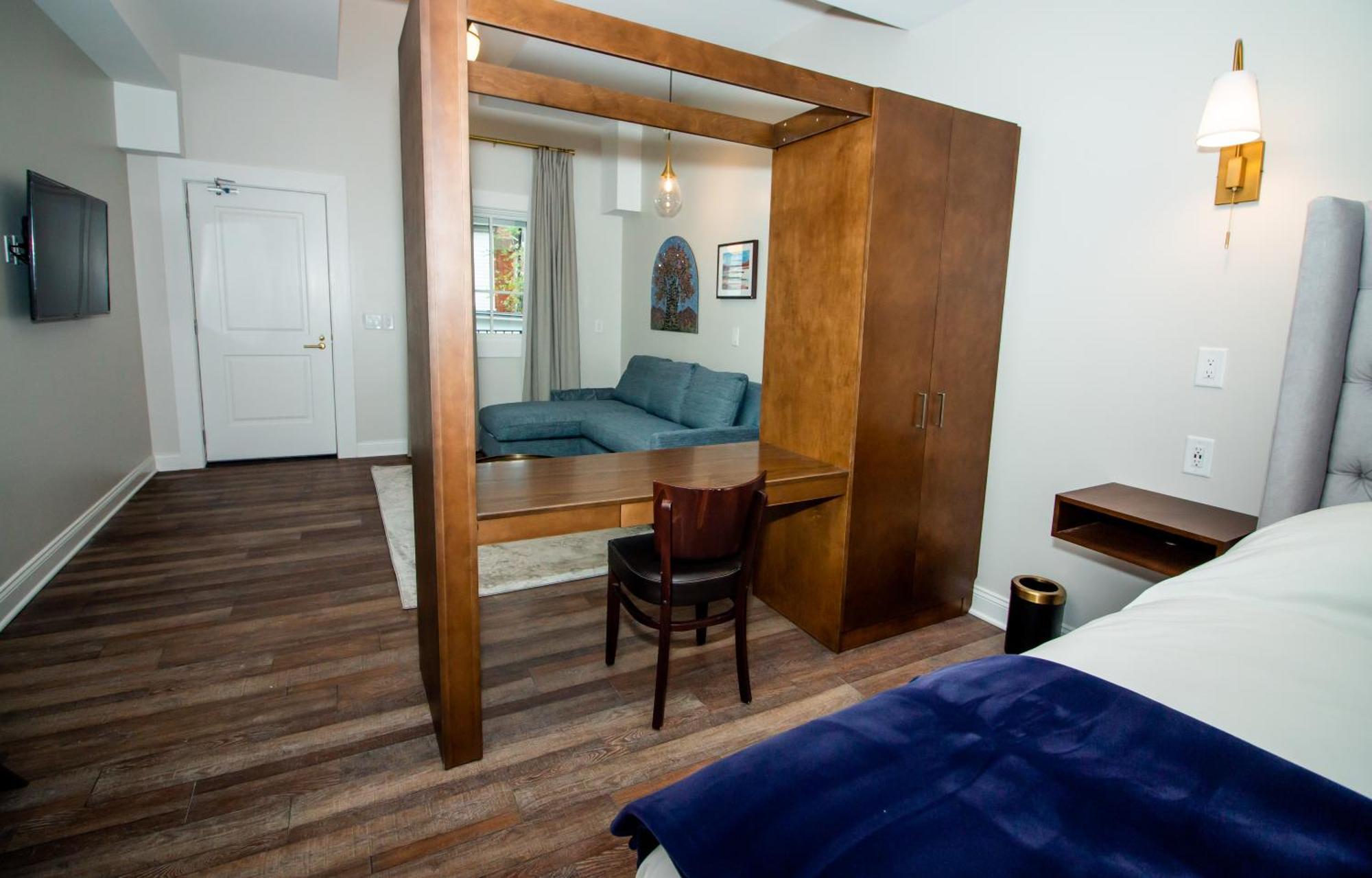 The Colonial Inn Хилсборо Номер фото